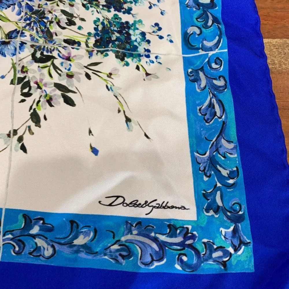 DOLCE & GABBANA Square Silk Scarf Blue white Vase floral flower 50x50 twilly D&G